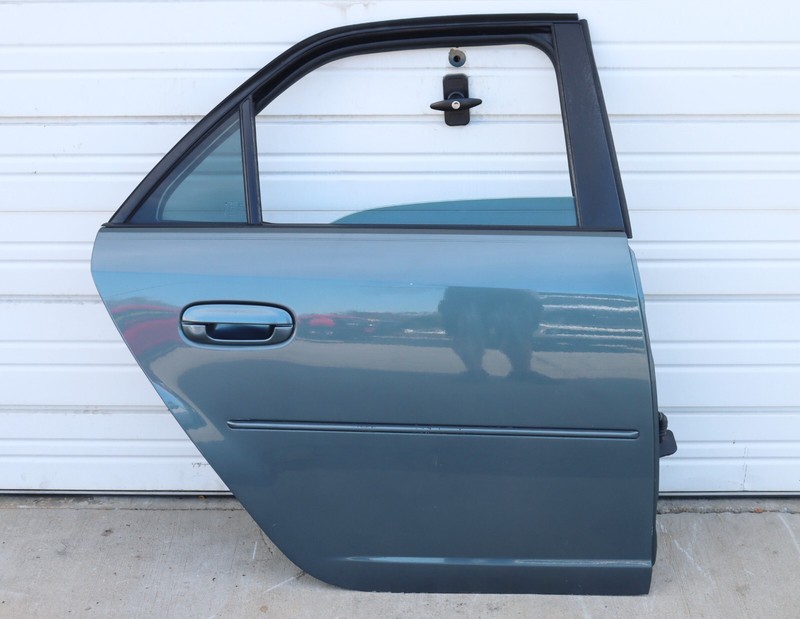 2003-2007 Cadillac CTS CTS-V RH Passenger Side Rear Door w/ Glass USED OEM GM