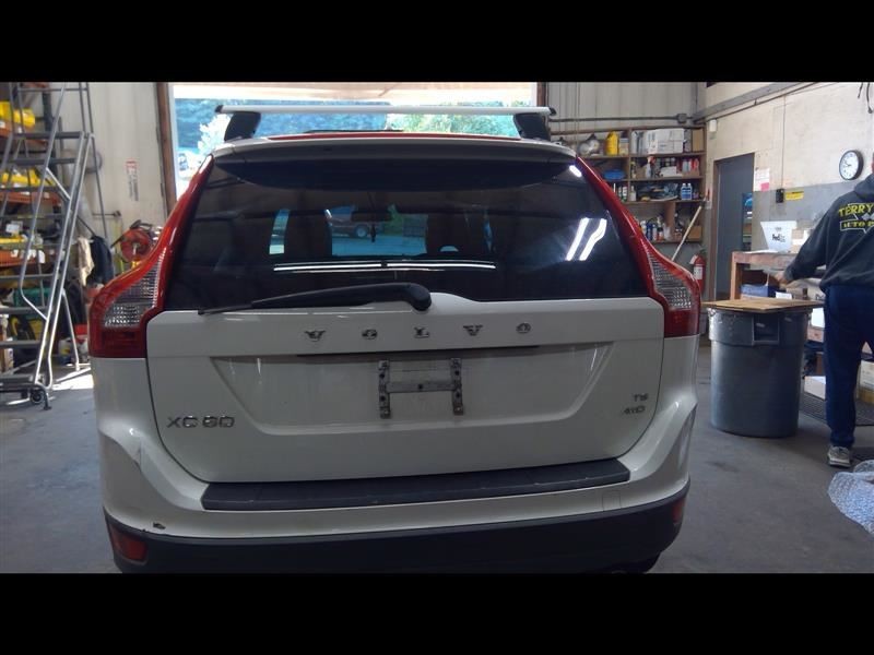 Truck/Hatch/Tailgate XC60 With Power Opening Fits 09-11 VOLVO 60 SERIES 1442781