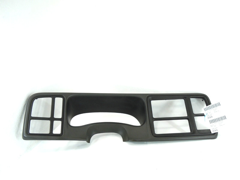 06 Chevrolet Silverado 1500 Dash Speedometer Radio Climate Trim Surround OEM