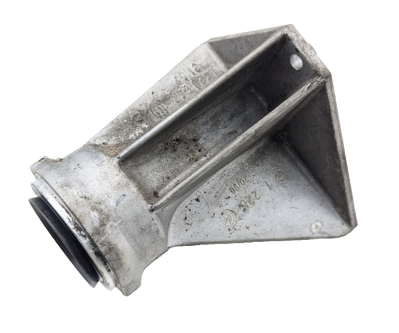 BMW X5 E53 2000-2006 4.4i V8 PETROL ENGINE MOUNT MOUNTING 1428647