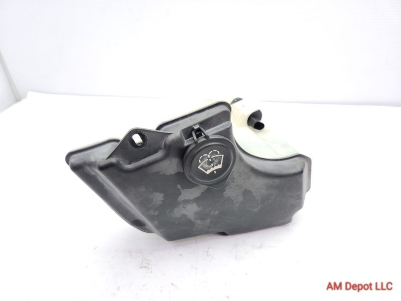 2004 BMW 330ci 325ci 325i 330i E46 Windshield Washer Reservoir Tank 61668362808
