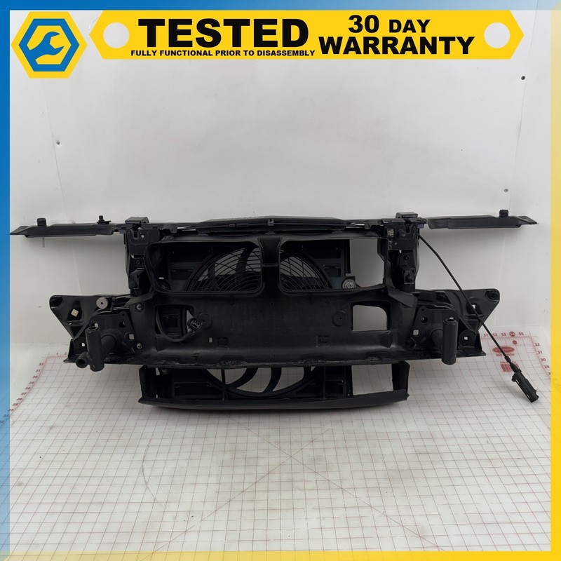 99-01 BMW E38 7-series RADIATOR SUPPORT W/ COOLING FAN OEM