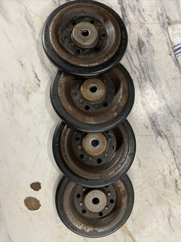 1974 1975 Vintage Snowmobile John Deere JDX8 Rear suspension Boogie Wheels