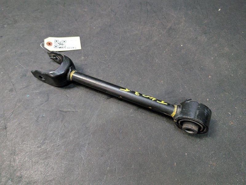 Rear Right Lower Control Arm 2021 Toyota RAV4 48710-0R050 2019 2020 2022 - 2024