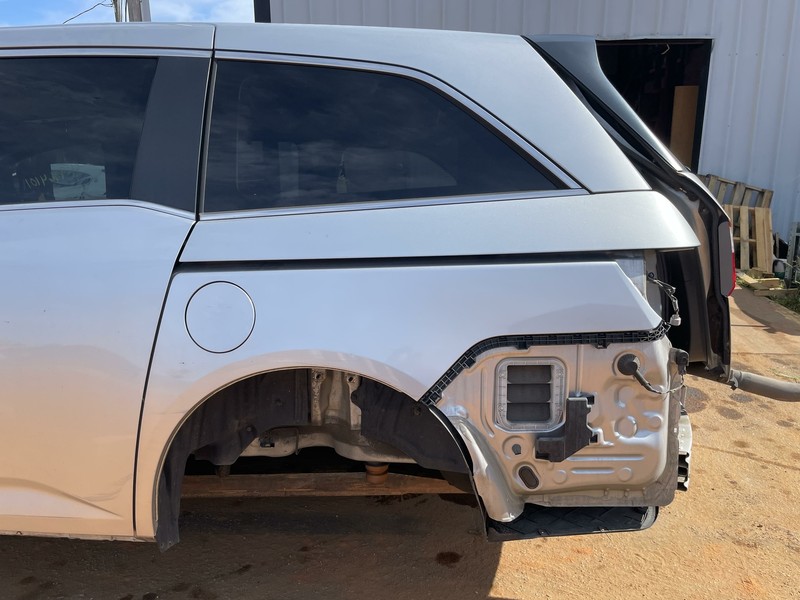 2011-2013 HONDA ODYSSEY LH LEFT DRIVER SIDE QUARTER PANEL SECTION CUT LOCAL ONLY