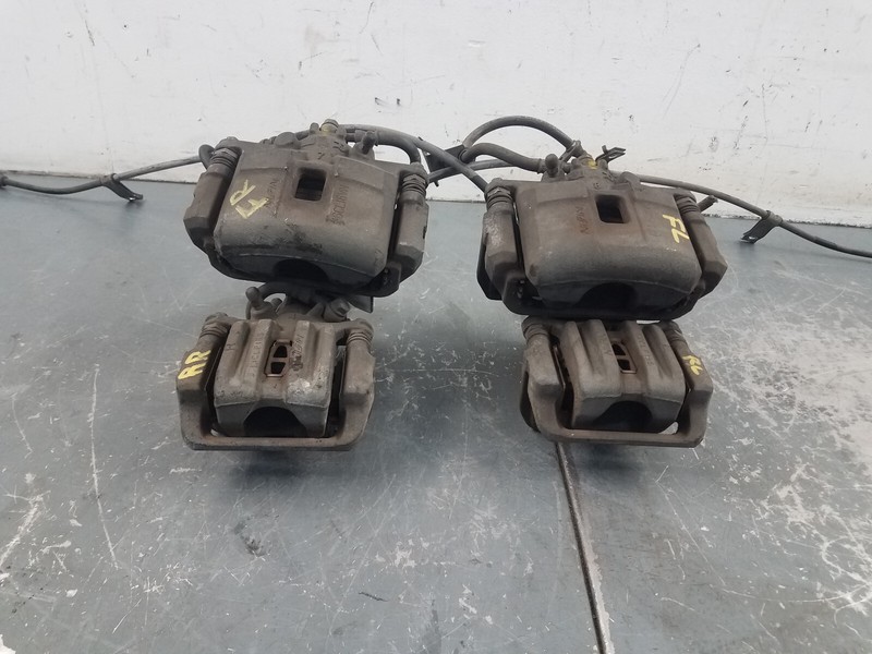 2000 Honda S2000 AP1 Brake Caliper Set #5642 F6