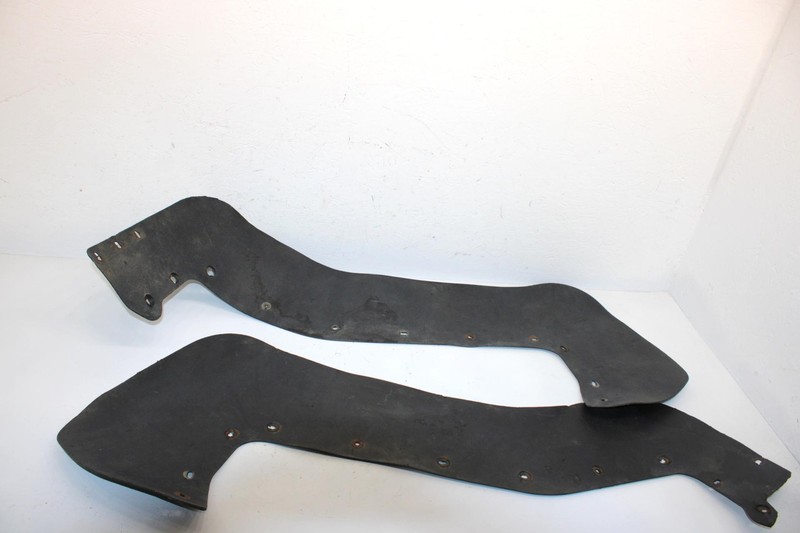 95 Polaris 300 4x4 Oem Rear Fender Flap set 5850061 5850060 AP39