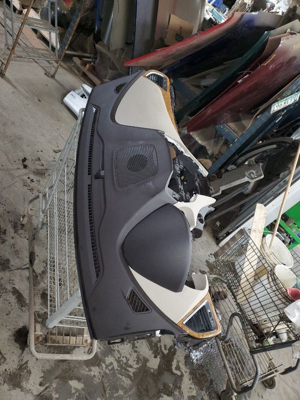 Dash Panel LWB With Center Speaker Fits 13-19 SANTA FE 293737
