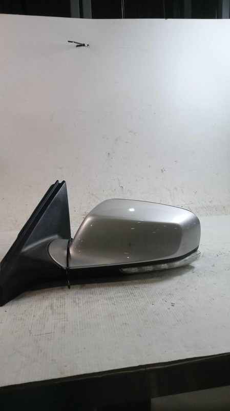 2016 Buick LaCrosse Left Door Mirror Assembly Silver OEM 302490 127K Miles