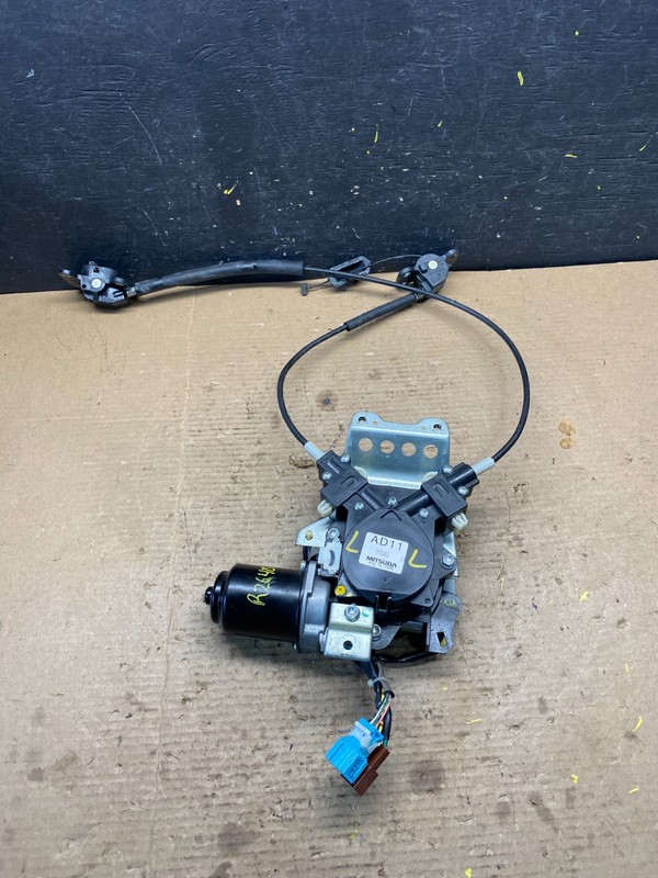 2005 - 2010 Honda Odyssey Rear Left Sliding Door Lock Actuator Motor R2648 DG