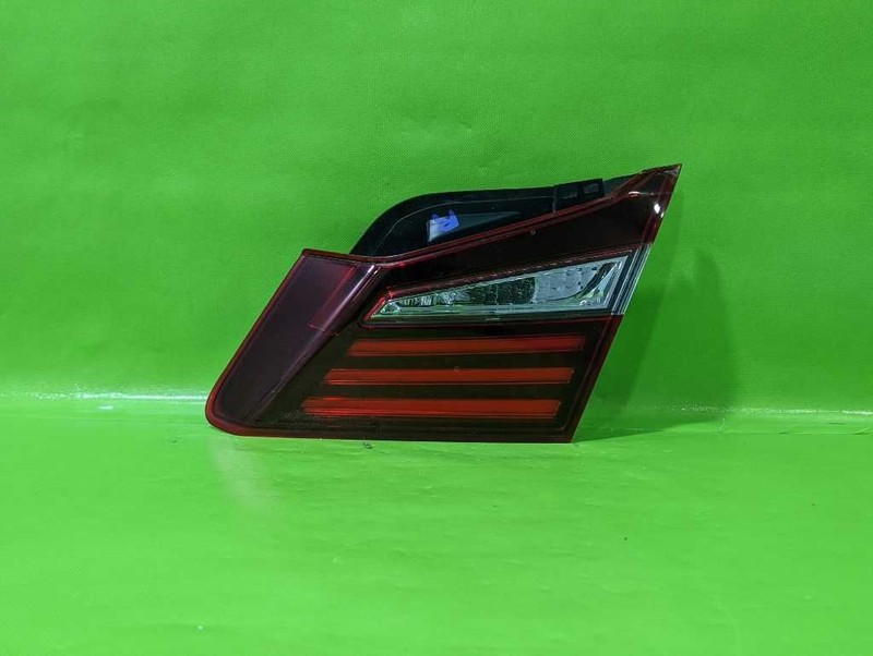 16 17 ACCORD PASSENGER RIGHT LID TAILLIGHT LAMP OEM 4580-41