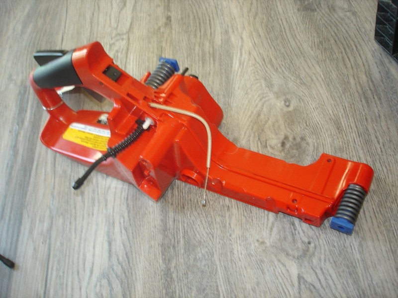 Jonsered cs 2250 s throttle handle gas tank READ AD chainsaw partbin 504 #2