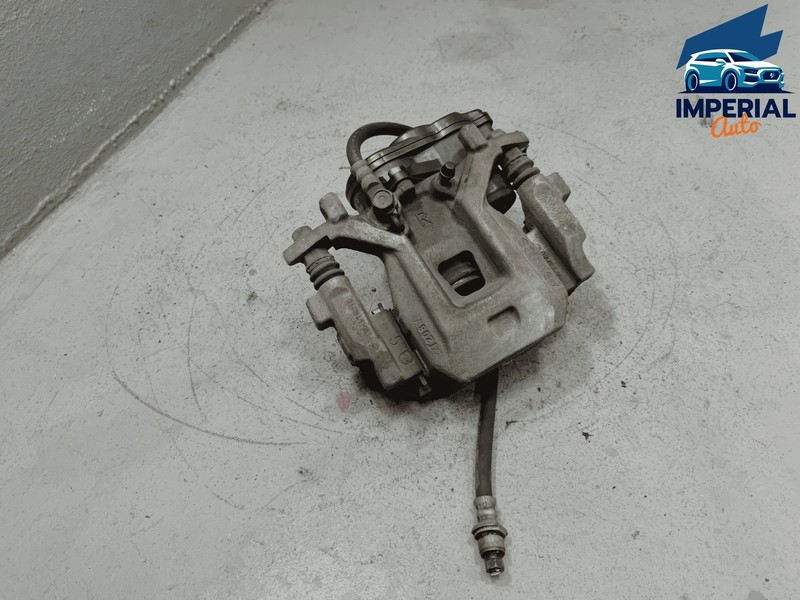 2018-2024 TOYOTA CAMRY REAR PASSENGER SIDE BRAKE CALIPER ACTUATOR ELECTRO OEM