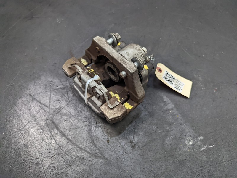 Rear Left Brake Caliper 2018 BMW X6 34216776787 2015 2016 2017 2019