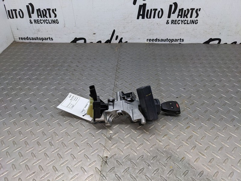 Ignition Switch LHD VIN W 6th Digit JK Body Fits 07-18 WRANGLER 1148761