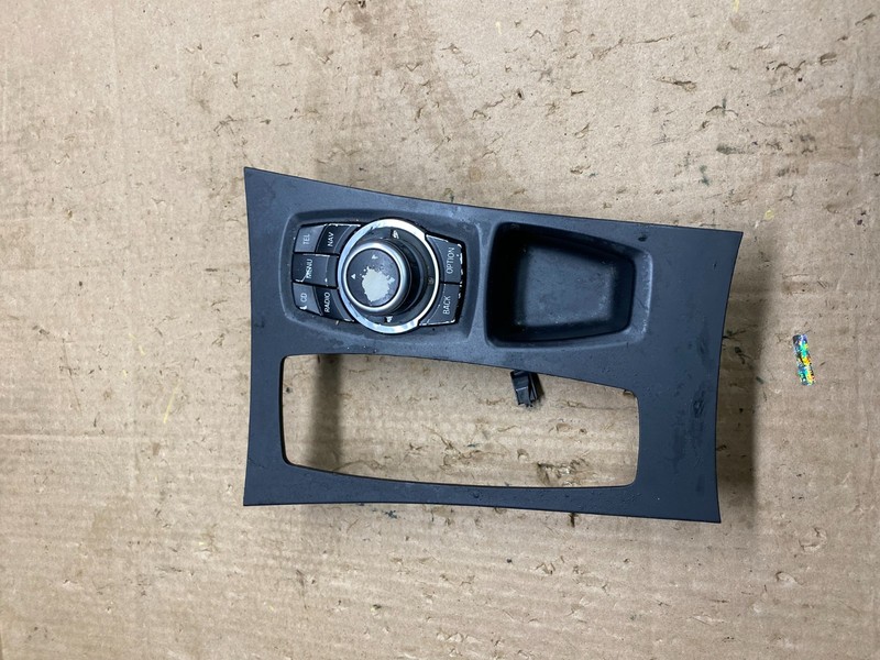 2008-2011 BMW X5 iDrive Media Navigation Mouse Control W/Bezel OEM Z1943 DG