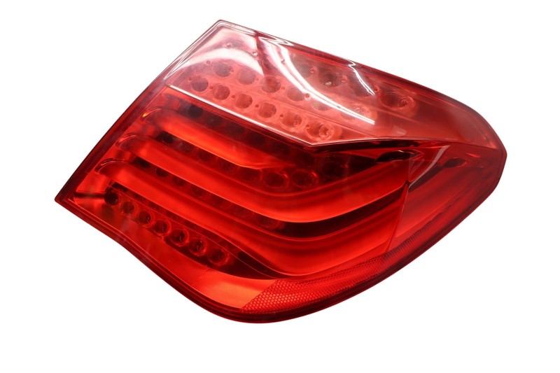09-12 BMW 750Li 750i F01 Rear Right Side Outer Tail Light Lamp 7182202 Oem