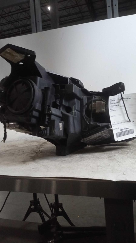 2016-2018 Chevrolet Camaro Left Headlight Assembly Black OEM 448712 Used