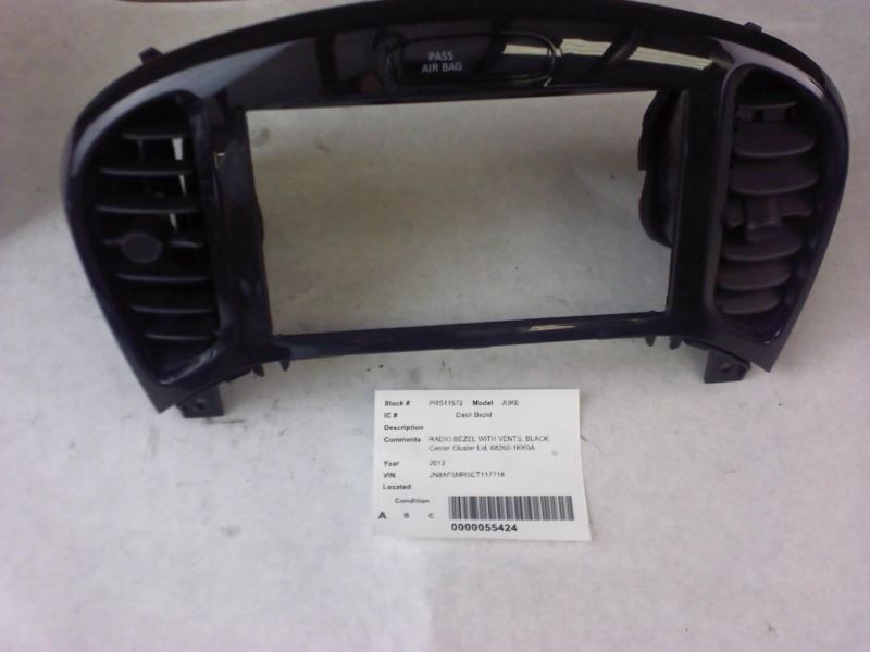 JUKE2012 Dash Bezel 183077