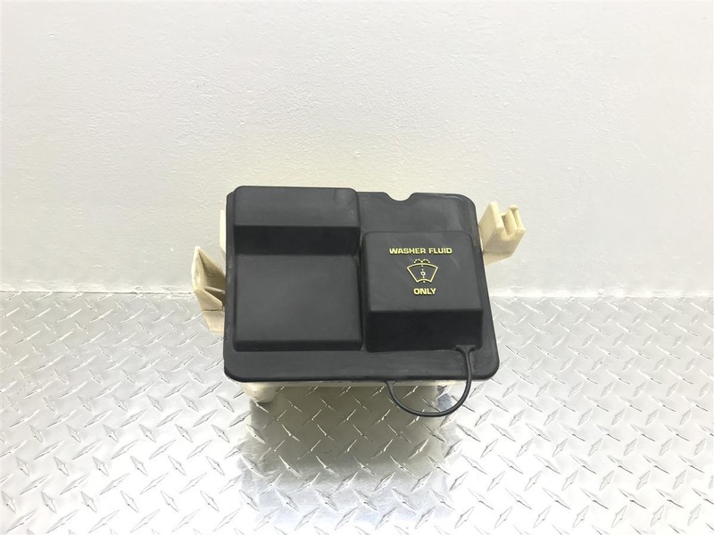 03-04 Ford Expedition Navigator Windshield Washer Tank Reservoir 2L1Z-17618-AA