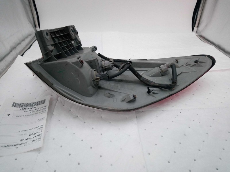 2014 Nissan Pathfinder Left Tail Light Assembly Grey Used 265867 131K Miles