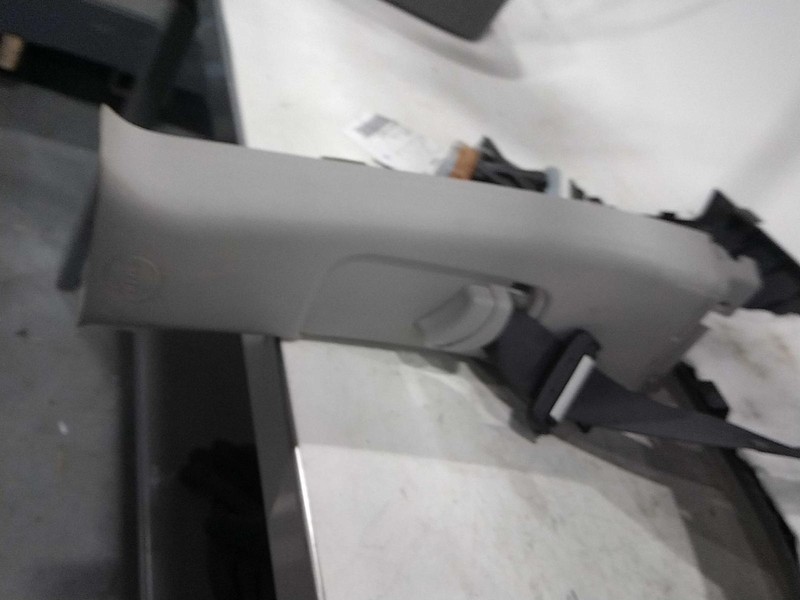 2012-2013 KIA Soul OEM Used Gray Seat Belt Passenger Side 888202K610WK