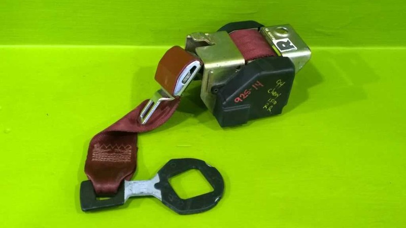 94-98 CHEVY GMC 1500 2500 PASSENGER RIGHT REAR SEAT BELT RETRACTOR OEM 925-14