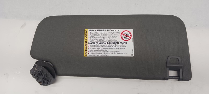 20-'22 GMC SIERRA 2500 Left Driver Sun visor OEM Trim Code H0U