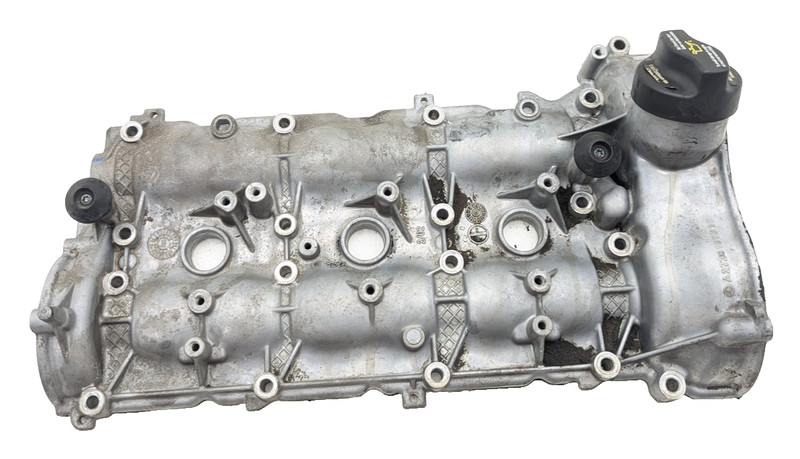 06-13 Mercedes GLK350 Right Side Engine Motor Head Valve Cover 2720161305