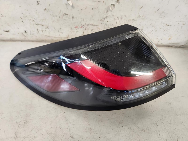 2023-2025 Honda Hr-V Rear Driver Quarter Panel Brake Tail Light 33550-3W0-A01 Oe