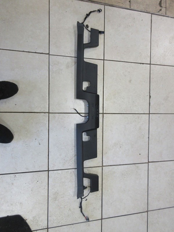 2021-2023 Jeep Wrangler JL Gladiator OEM Windshield Molding 7JY99TX7AB