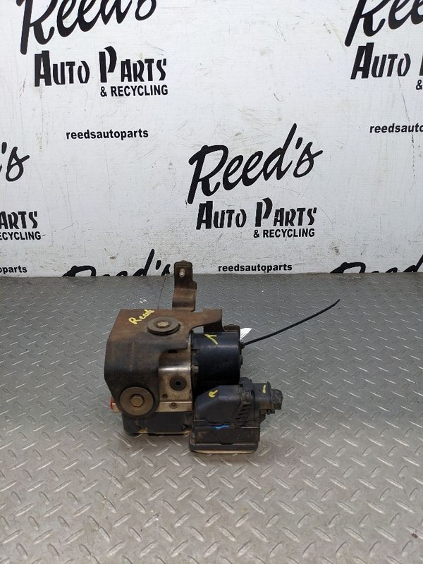 Anti-Lock Brake Part 4 Wheel ABS Opt NW7 Fits 03 AVALANCHE 1500 1175596