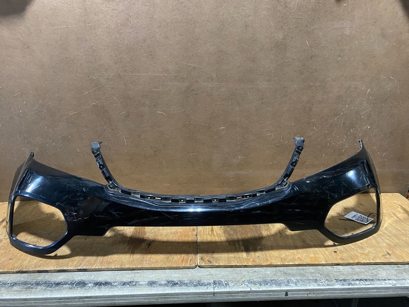 Damaged 2011 to 2013 Kia Sorento Front Upper Bumper Cover with Fog Light AA2386