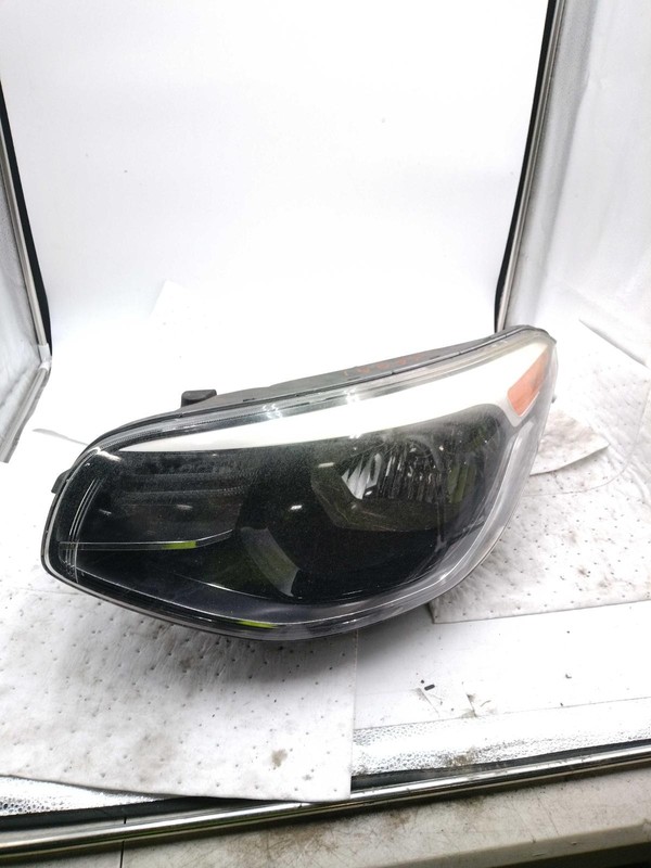 2016 KIA SOUL Left Headlight Assembly Blue Used 235381 118K Miles