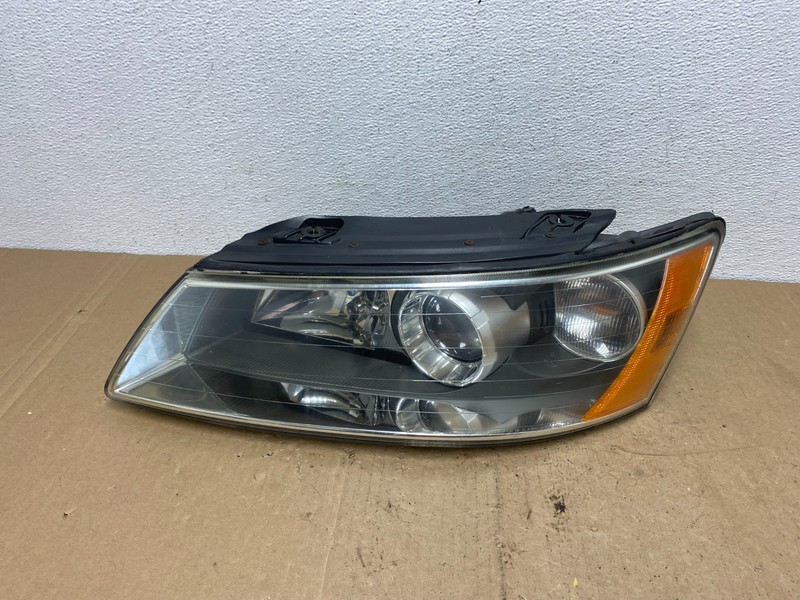 2006 to 2008 Hyundai Sonata Left Driver LH Side Headlight Halogen Oem AC5856 DW