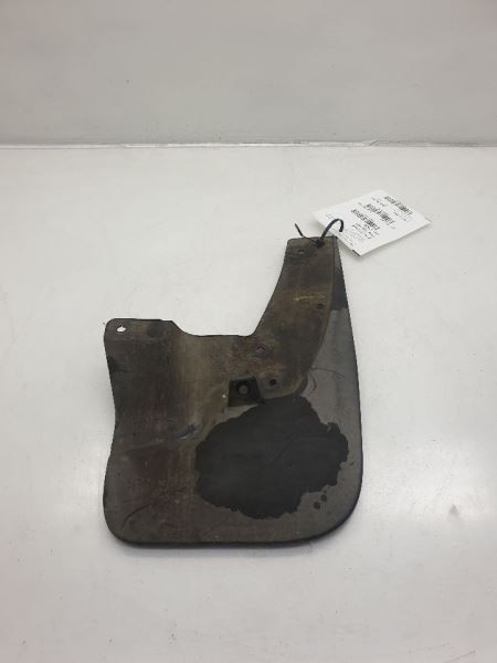 2004 TOYOTA 4RUNNER SR5 SPORT PASSENGER SIDE FRONT MUD FLAP
