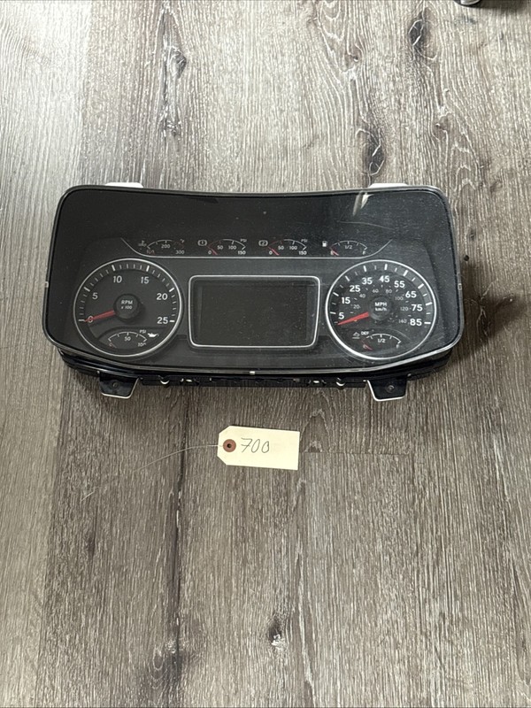 INTERNATIONAL LT INSTRUMENT SPEEDOMETER 4093454C1