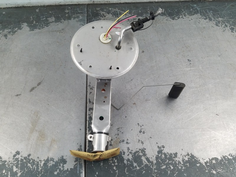 2003 03 04 Mercury Marauder Fuel Pump / Sending Unit #8342 i7
