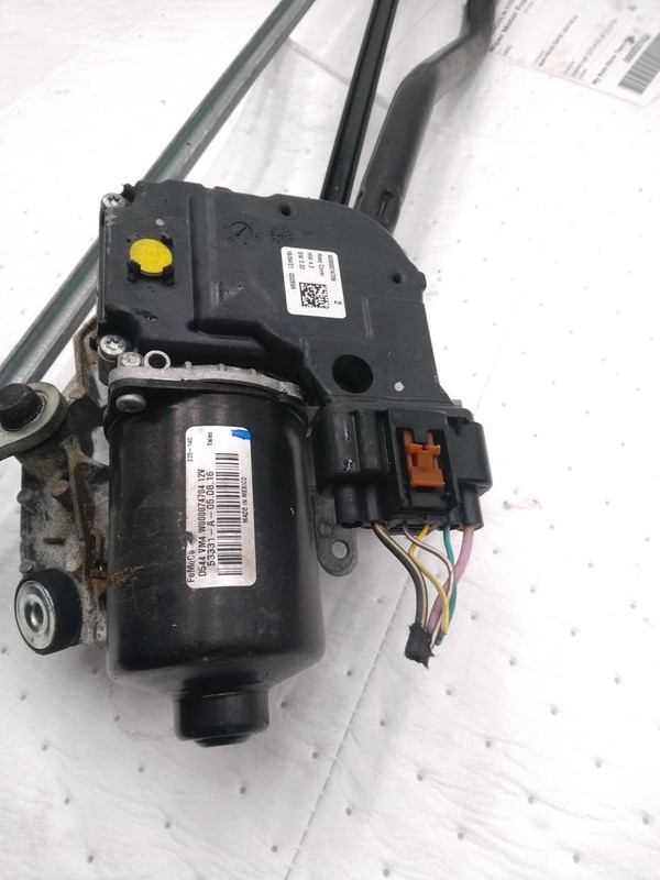 2017 Lincoln Continental Wiper Motor OEM Maroon 99k Miles GD9B17504AA