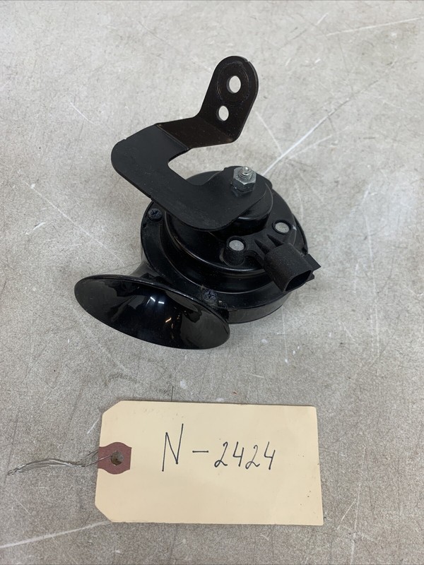 12-20 TESLA MS SEGER HIGH PITCH TONE HORN 12V 510 HERTZ WITH BRACKET 2424 B36