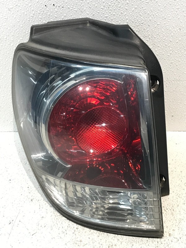01-03 Lexus RX300 OEM Left LH Driver Rear Tail Light Brake Lamp OEM