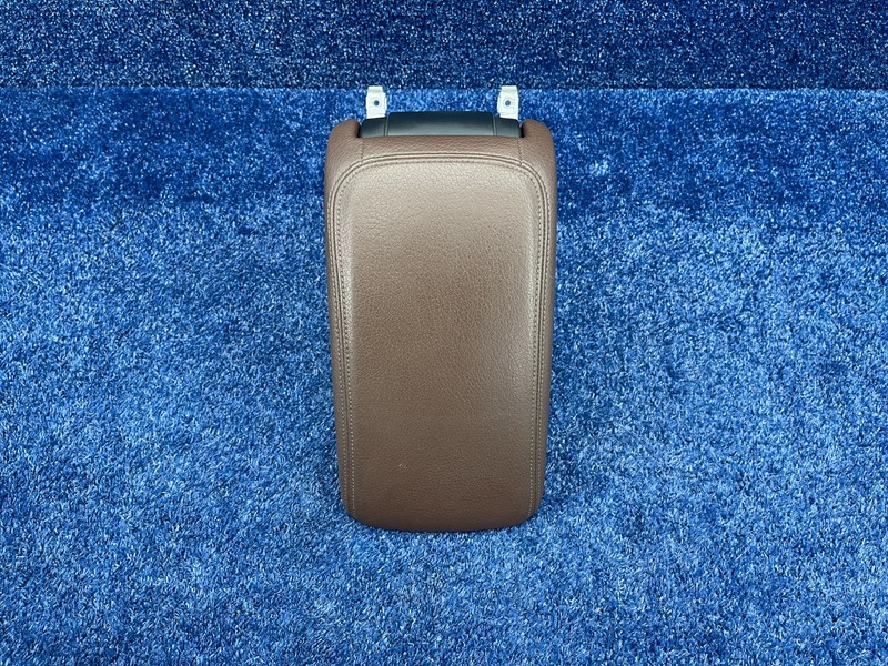 2015 - 2020 AUDI S3 A3 CONSOLE ARMREST ARM REST STORAGE LID COVER W/ MOUNT OEM