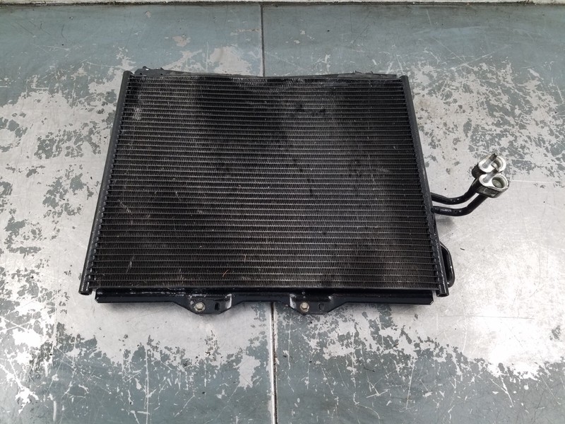 2005 Jeep Wrangler TJ Rubicon 4x4 A/C Condenser#8311 VV3