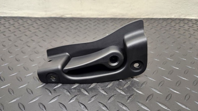 22-24 Nissan Frontier Extended Cab Rear Left Driver Door Handle OEM 82607-9BU1A