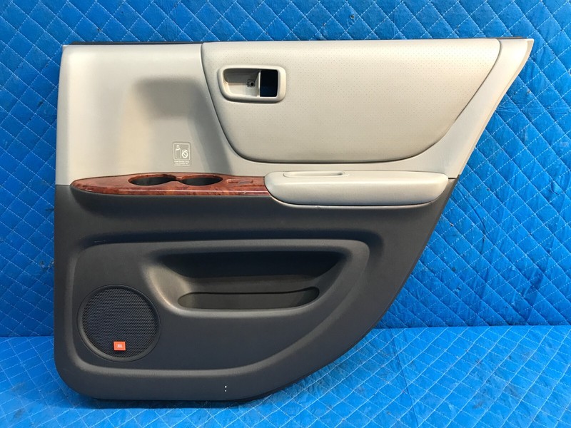 04 05 06 07 TOYOTA HIGHLANDER Rear Right Passenger Door Trim Panel OEM Gray
