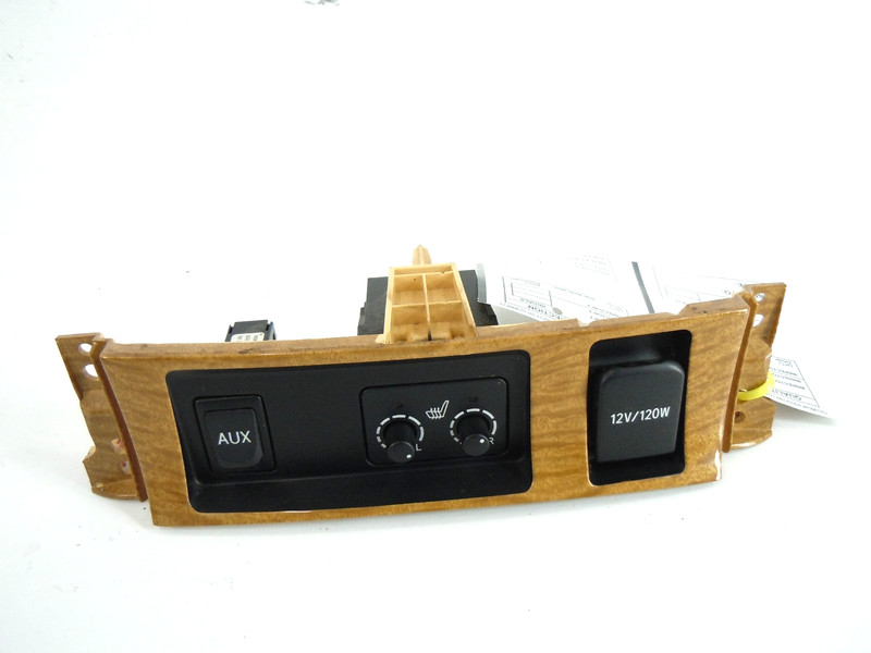 2009 09 Toyota Highlander Center Console Aux Heated Seat Control Switch OEM