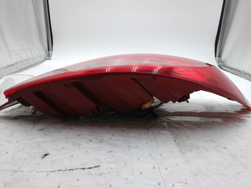 2013 MAZDA 2 Right Tail Light Assembly OEM 266110 160K Mileage Used