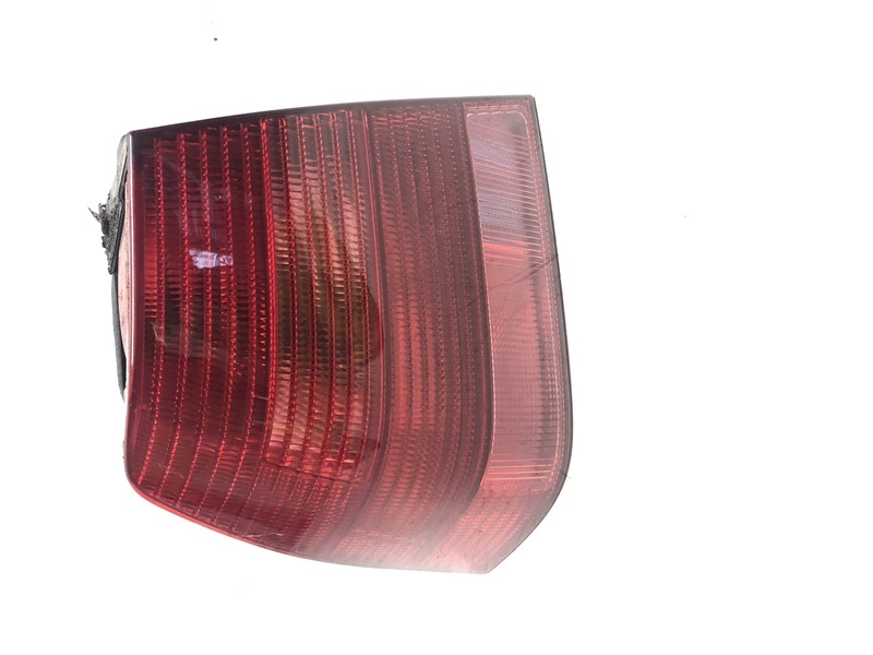 1999-2003 Volkswagen Jetta Passenger Right Tail Light Tail Lamp Oem Tested