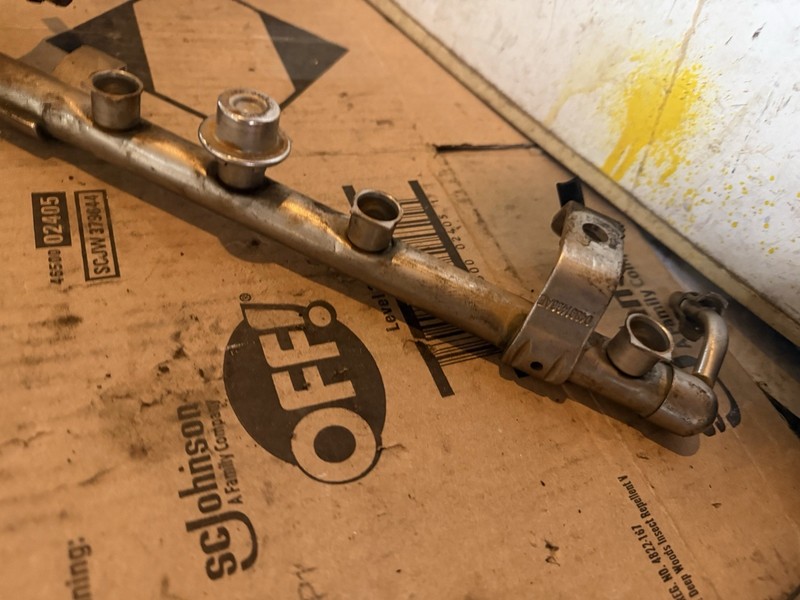 03-05 DODGE NEON SRT4 SRT-4 OEM FUEL INJECTOR RAIL