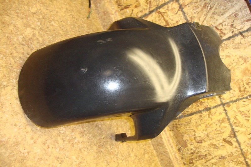 95 Yamaha YZF600R YZF600 R YZF 600 Rear Back Fender Wheel hugger Mud Guard Well
